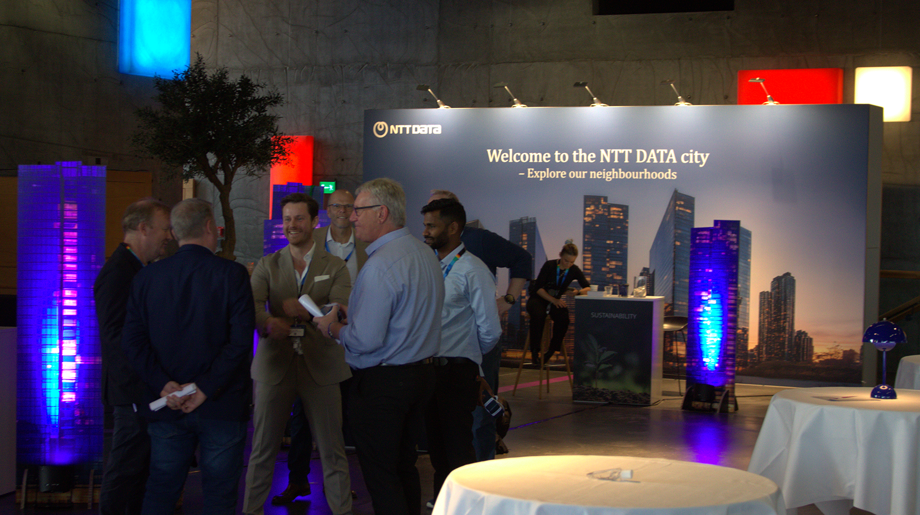 NTT DATA City_1819x1019